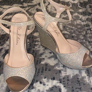 DE BLOSSOM COLLECTION Platform Wedges